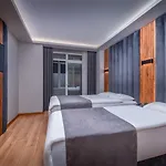 Elite Istanbul Airport 5*