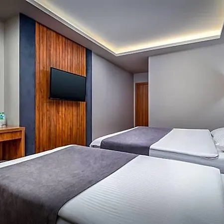 Elite Port Istanbul Airport 5*
