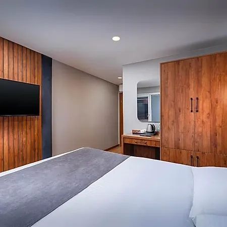 Elite Port Istanbul Airport 5*